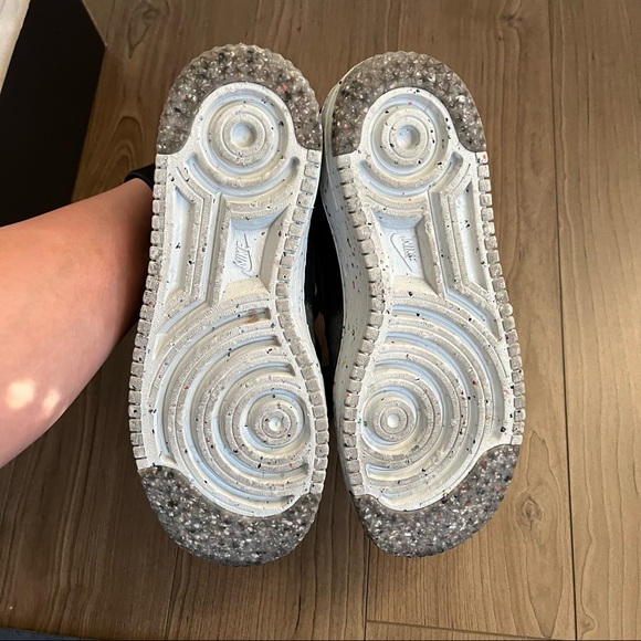 Air force 1 Crater - Picture 6 of 8